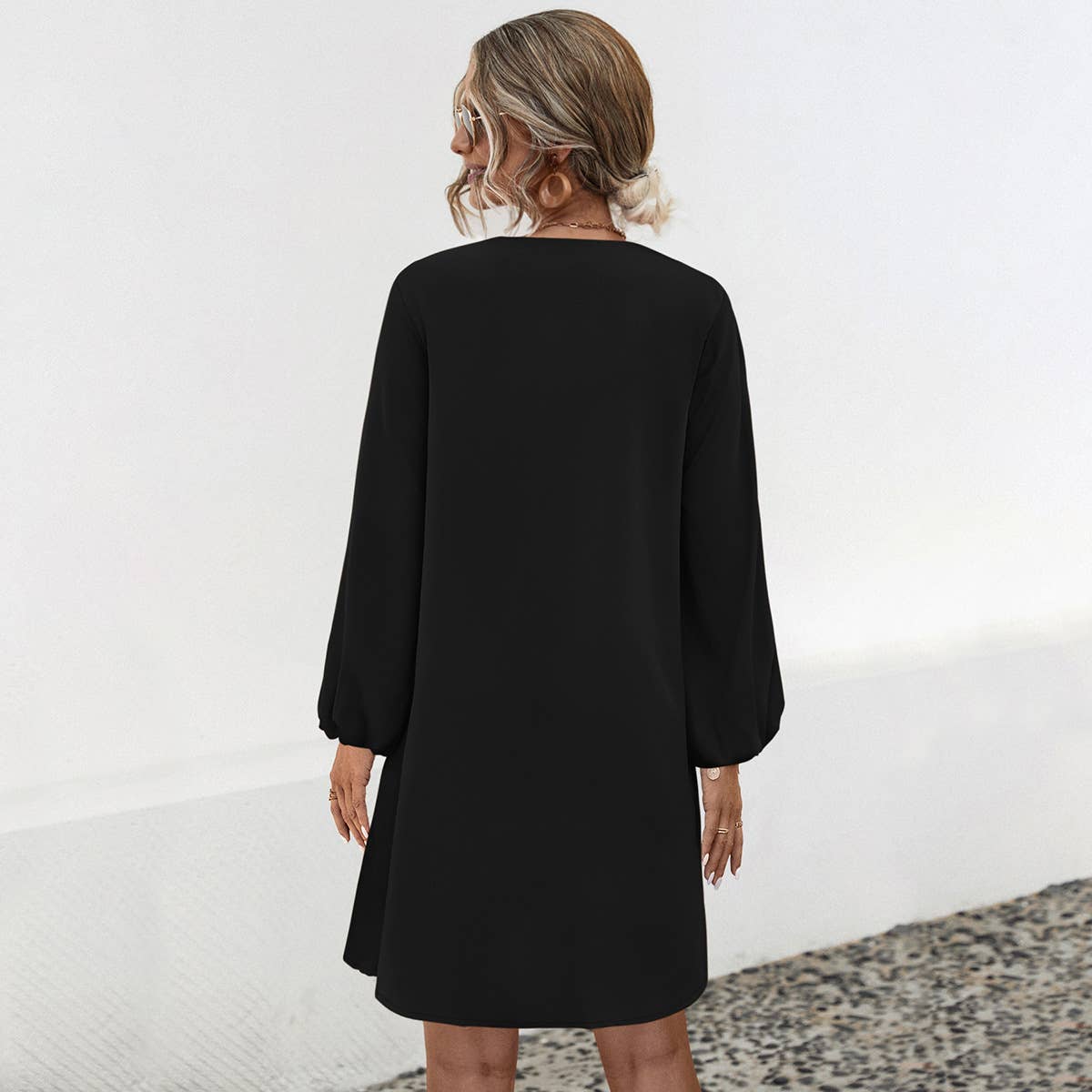 V-NECK SOLID COLOR LANTERN SLEEVE DRESS