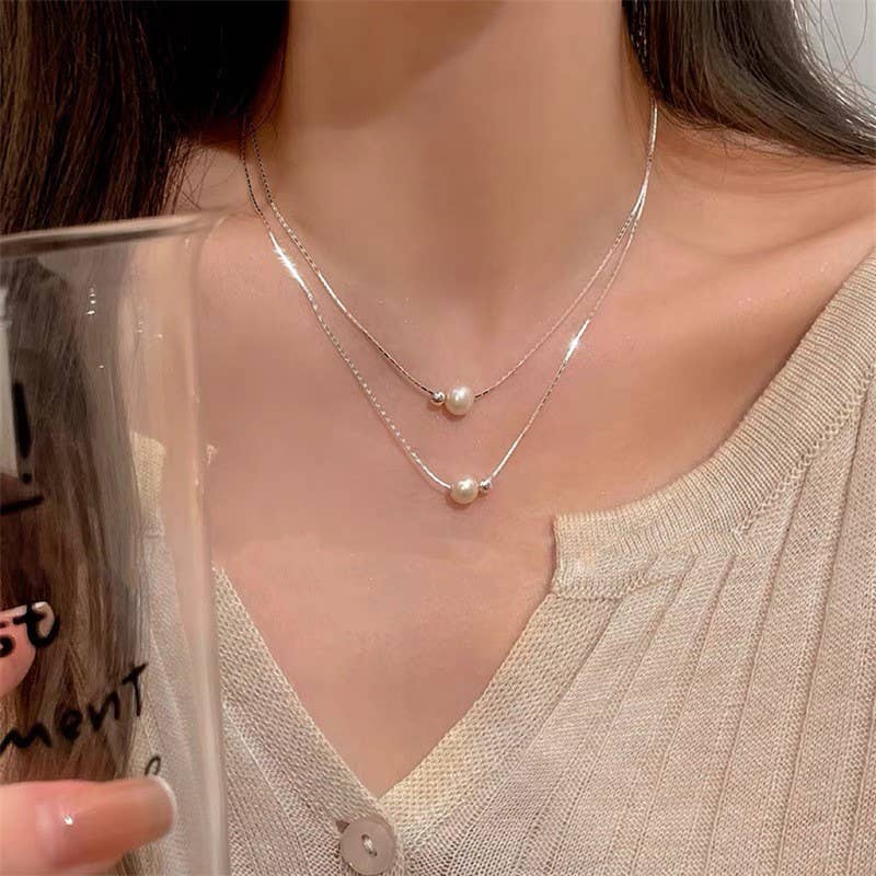 Fashionable Bahak freshwater pearl necklace