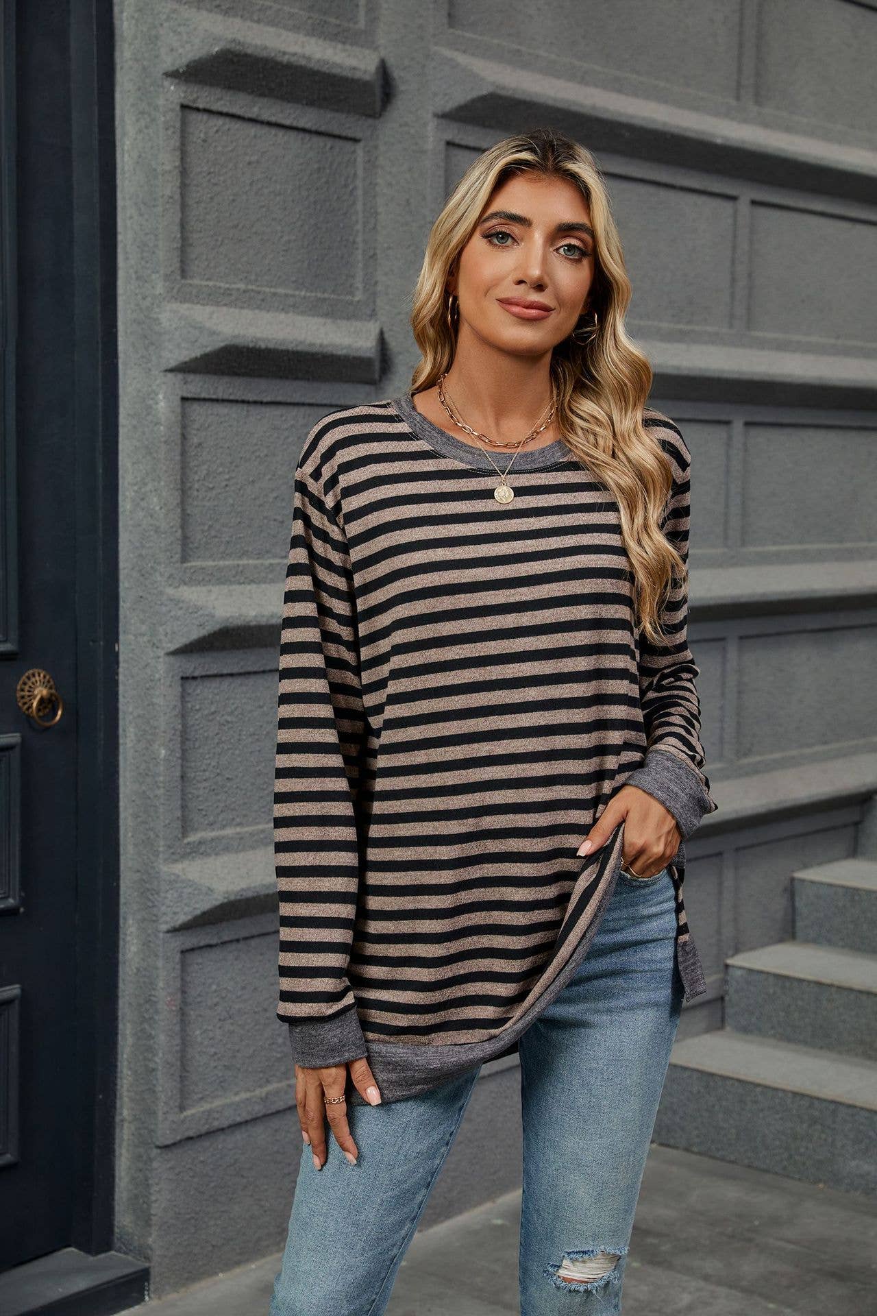 Round-neck striped color-blocked slit T-shirt