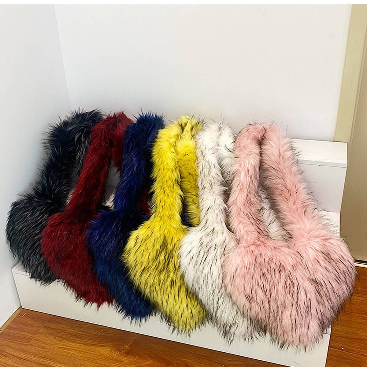 Fluffy Heart Shoulder Bag Women Plush Fur_CUAB00609