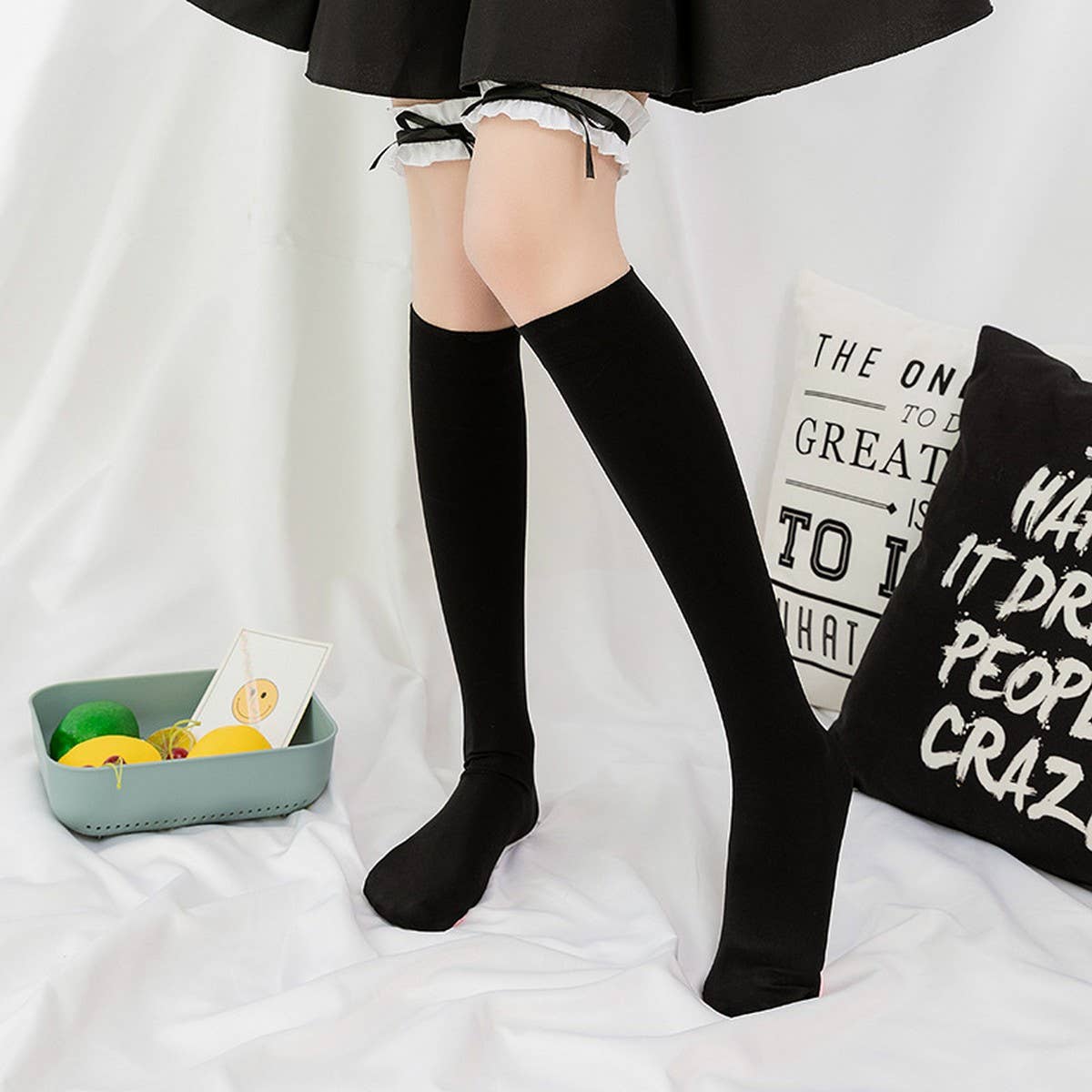 CAT PAW PRINT FAUX KNEE-HIGH SOCKS_CWMS0865