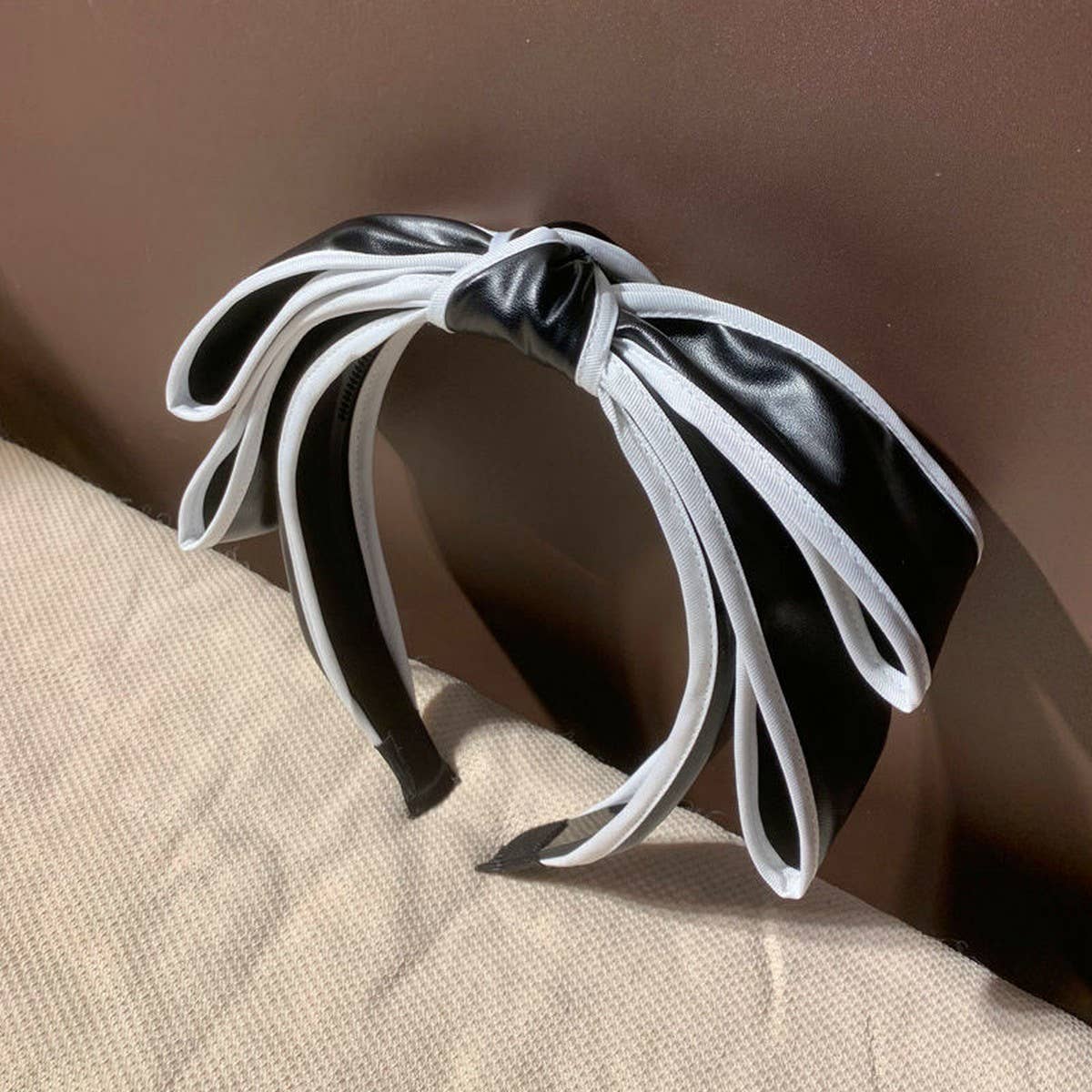 RETRO AND ELEGANT BOW HEADBAND_CWAHA2580