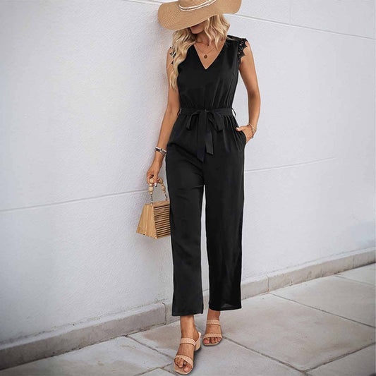 Simple all-in-one lace V-neck sleeveless romper