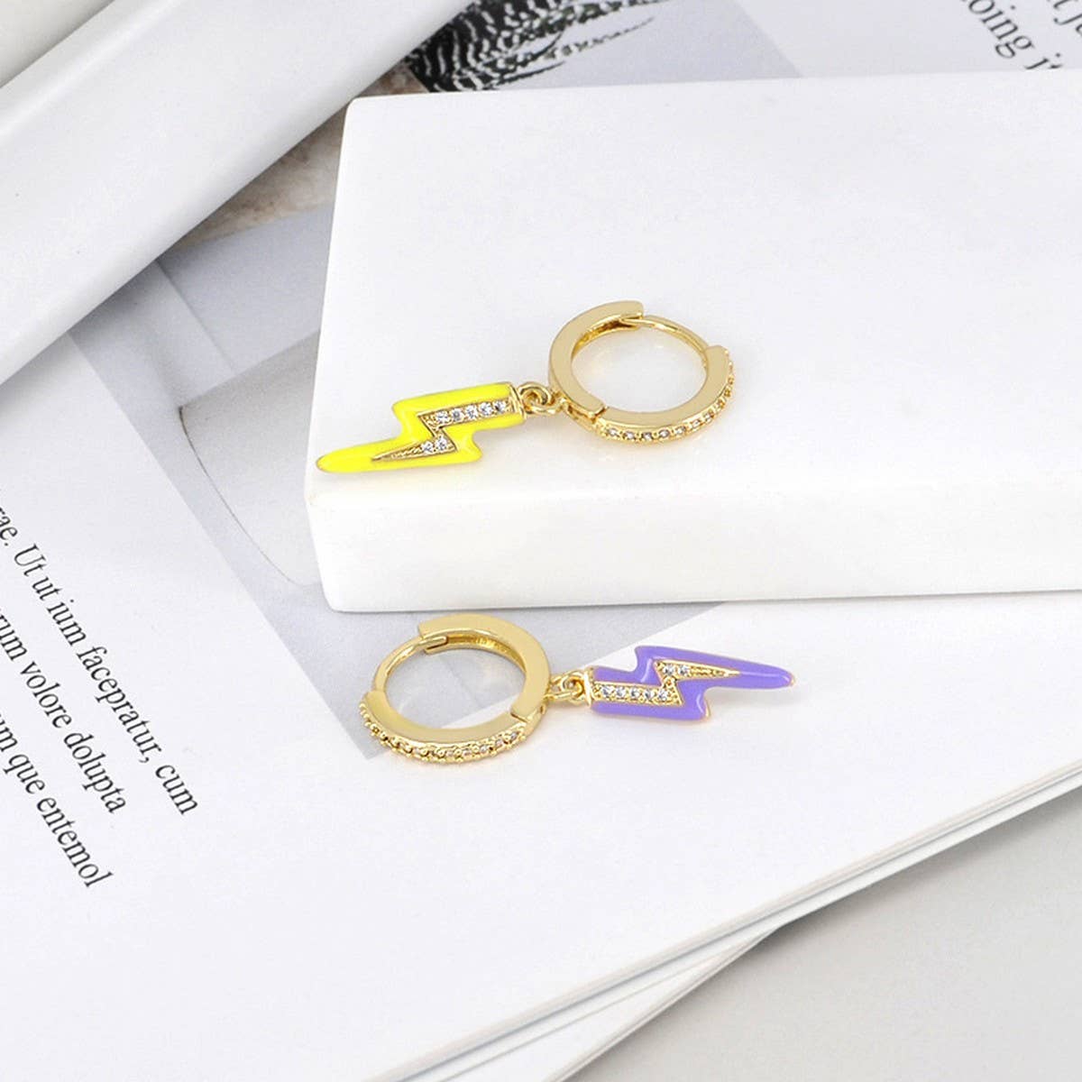 COLORFUL LIGHTNING PERSONALITY VERSATILE EARRINGS