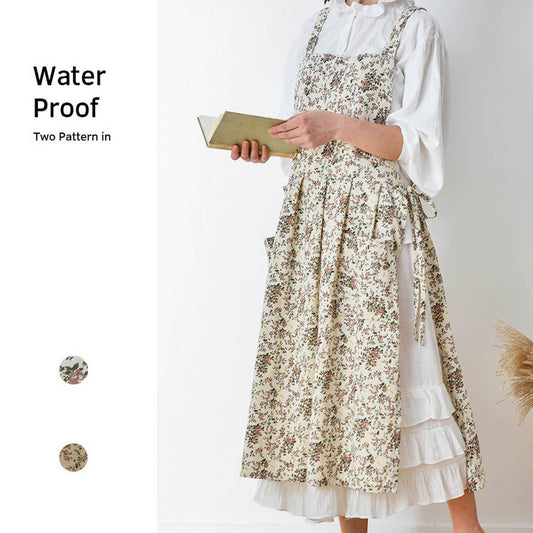 Cotton Floral Print Aprons with pockets vintage