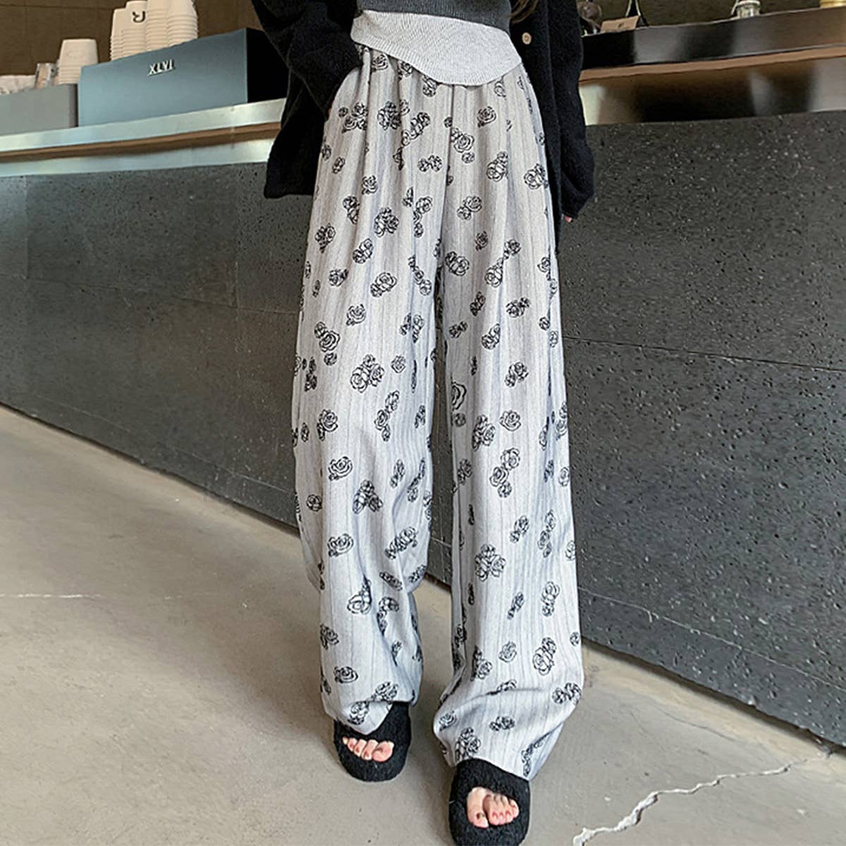 FLORAL PRINT ELASTIC WAIST STRAIGHT LEG PANTS