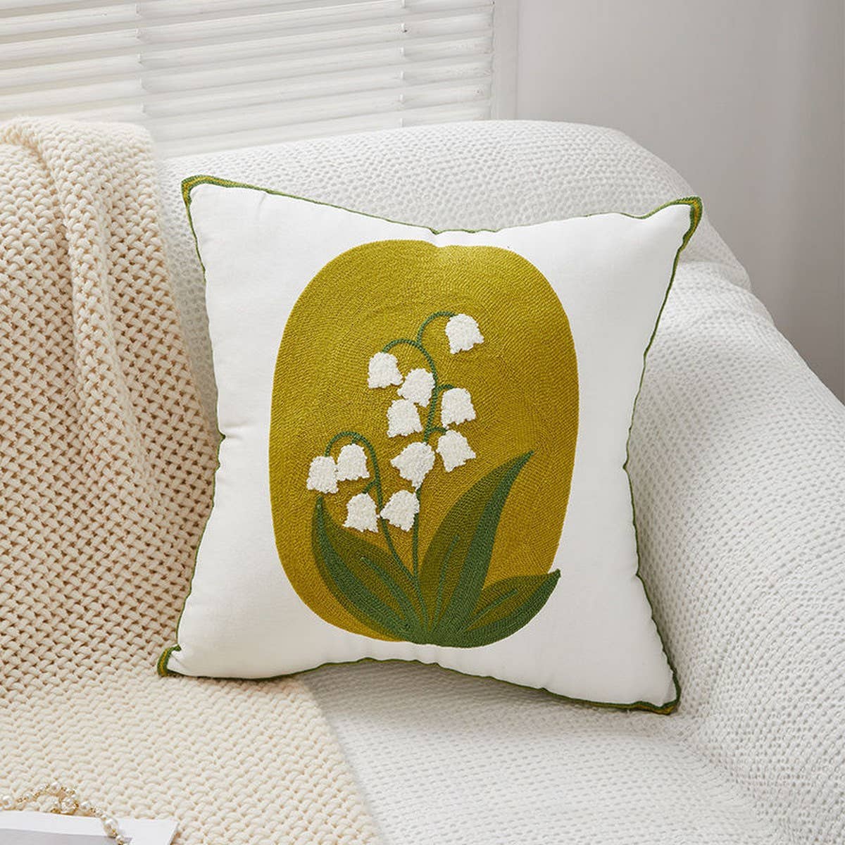 Luxury Embroidered Throw Pillow Cover for Sofa/Bed