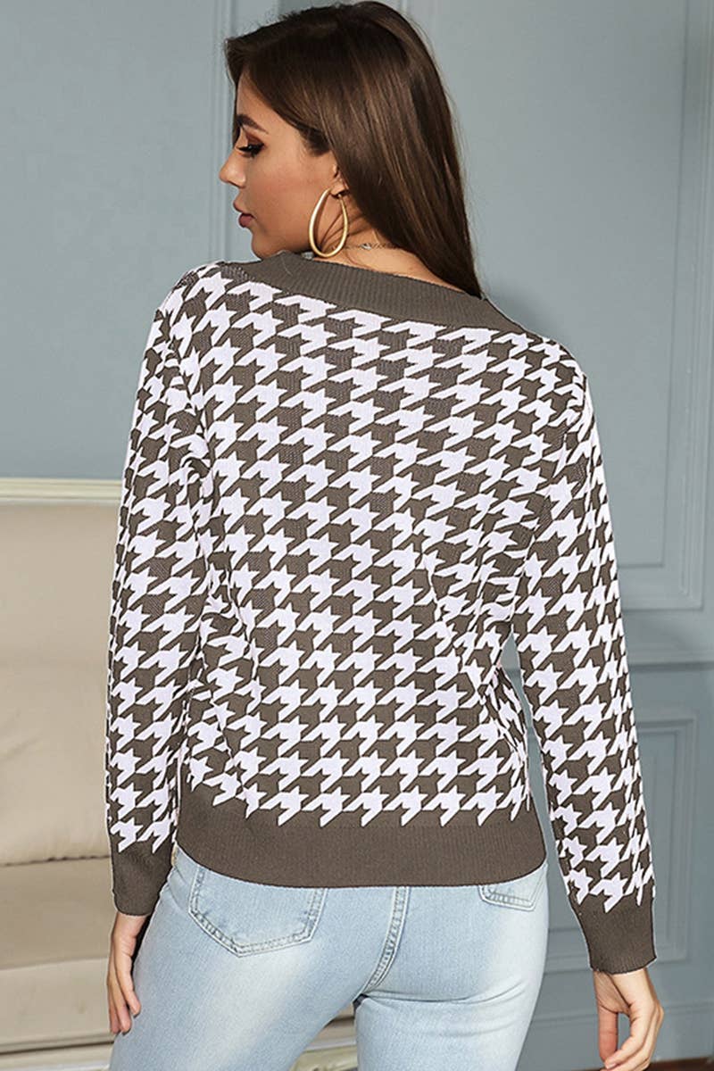 SLOUCHY V-NECK PLAID STYLISH SWEATER