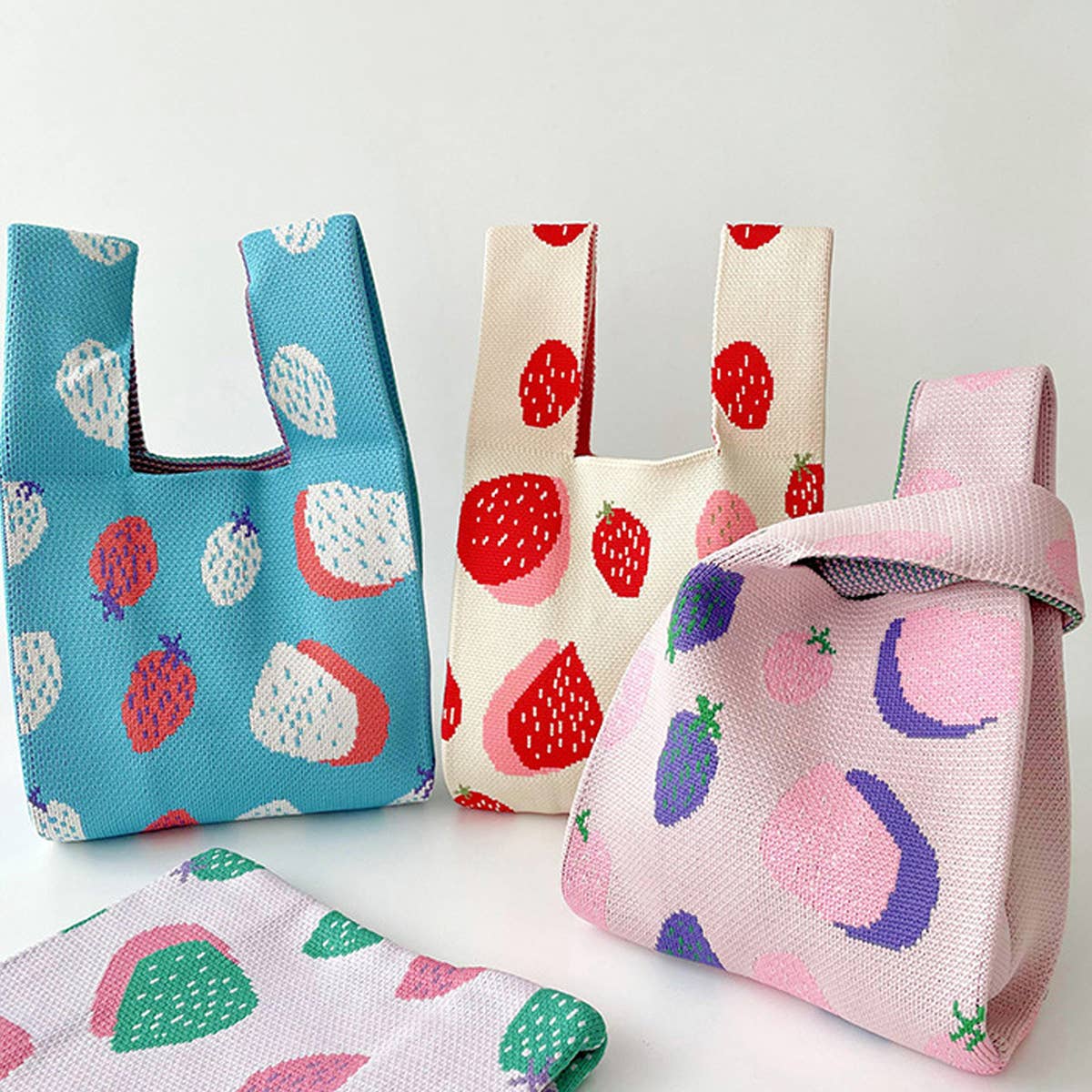 WOMEN STRAWBERRY KNITTED SHOULDER HANDBAG_CWAB1498