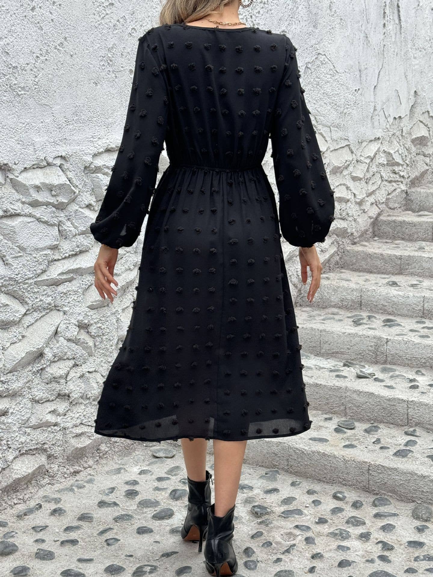 V-neck,cinched waist,woolen long-sleeved dress