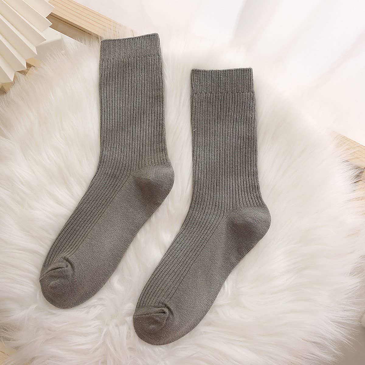 AUTUMN AND WINTER SOLID COLOR MID-CALF SOCKS_CWMS0978