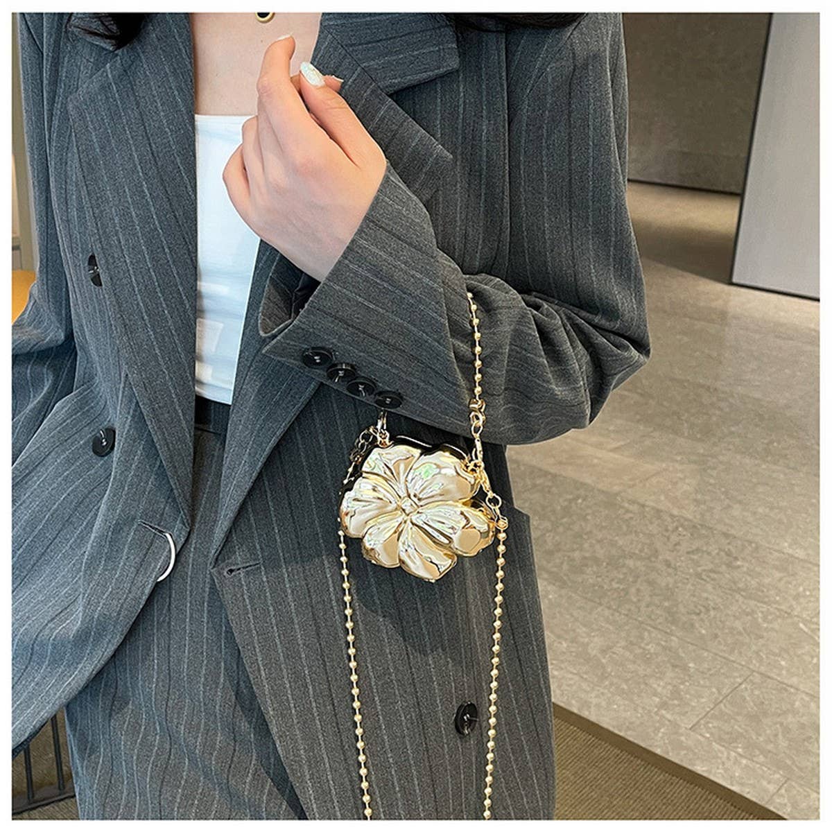 FLOWER SHAPED CLUTCH BAG METAL SHOULDER BAG_CWAB3241