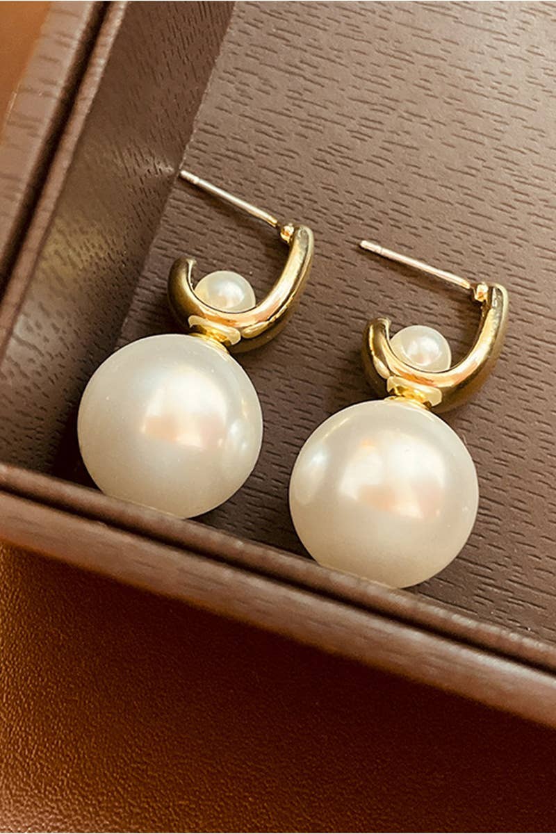 PEARL SHAPE DANGLE EARRINGS_CWAJE0291