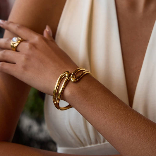 Unique 18K Gold Double Layer Spring Open Cuff