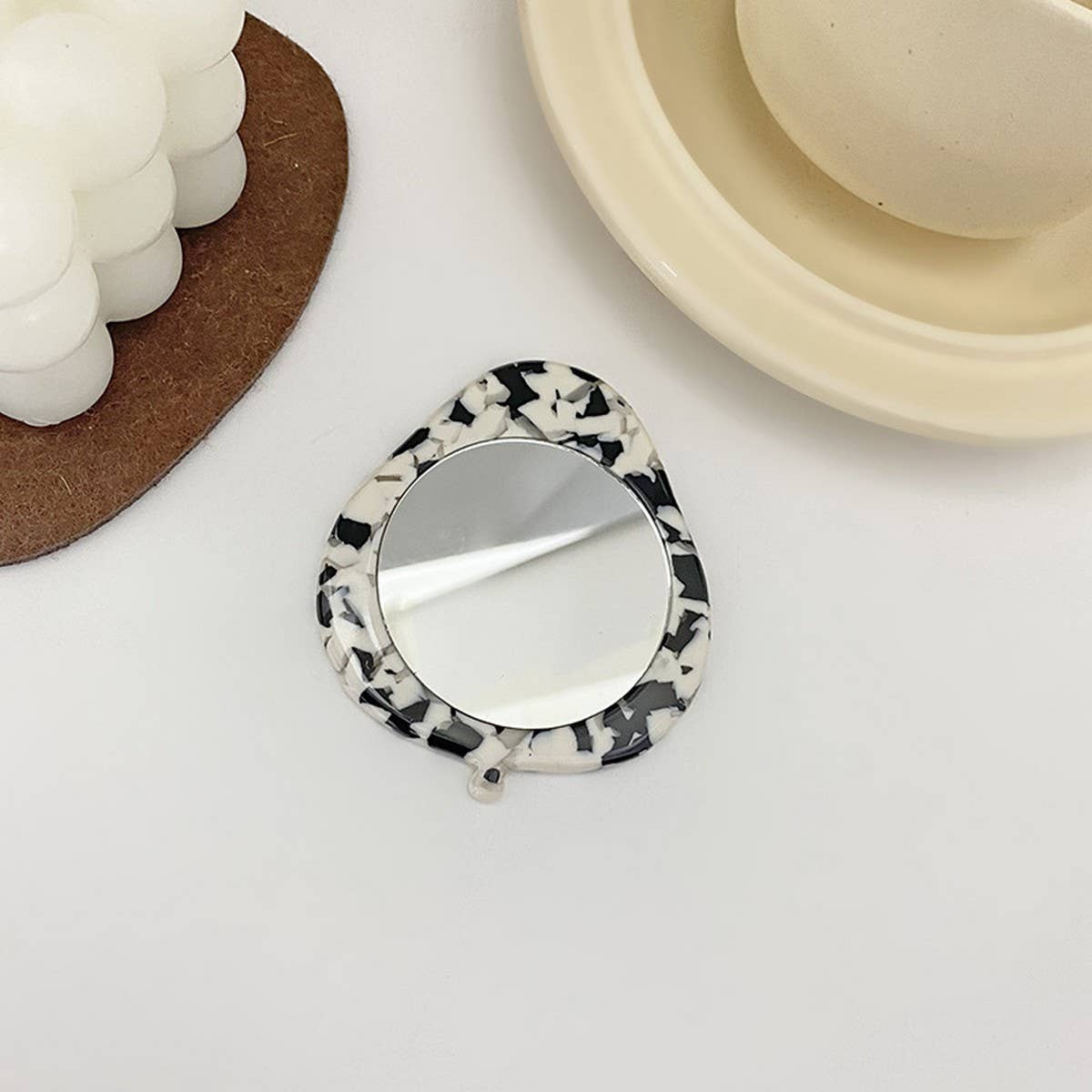 Compact Acetate Leaf-Shaped Makeup Mirror
