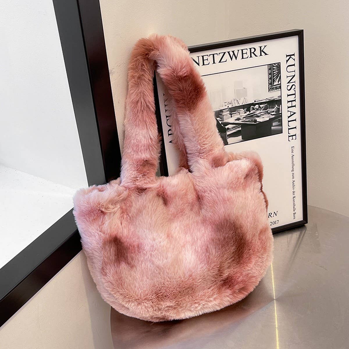 WINTER SINGLE SHOULDER HANDBAG FASHIONABLE PLUSHBAG_CWAB4013