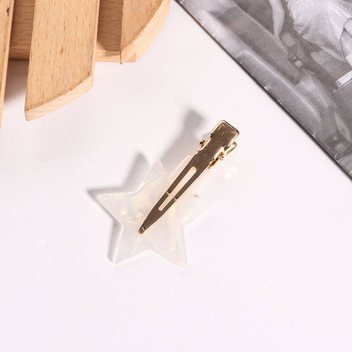 INDEPENDENCE DAY LETTER PENTAGRAM NEW HAIRPIN_CWAHA1264