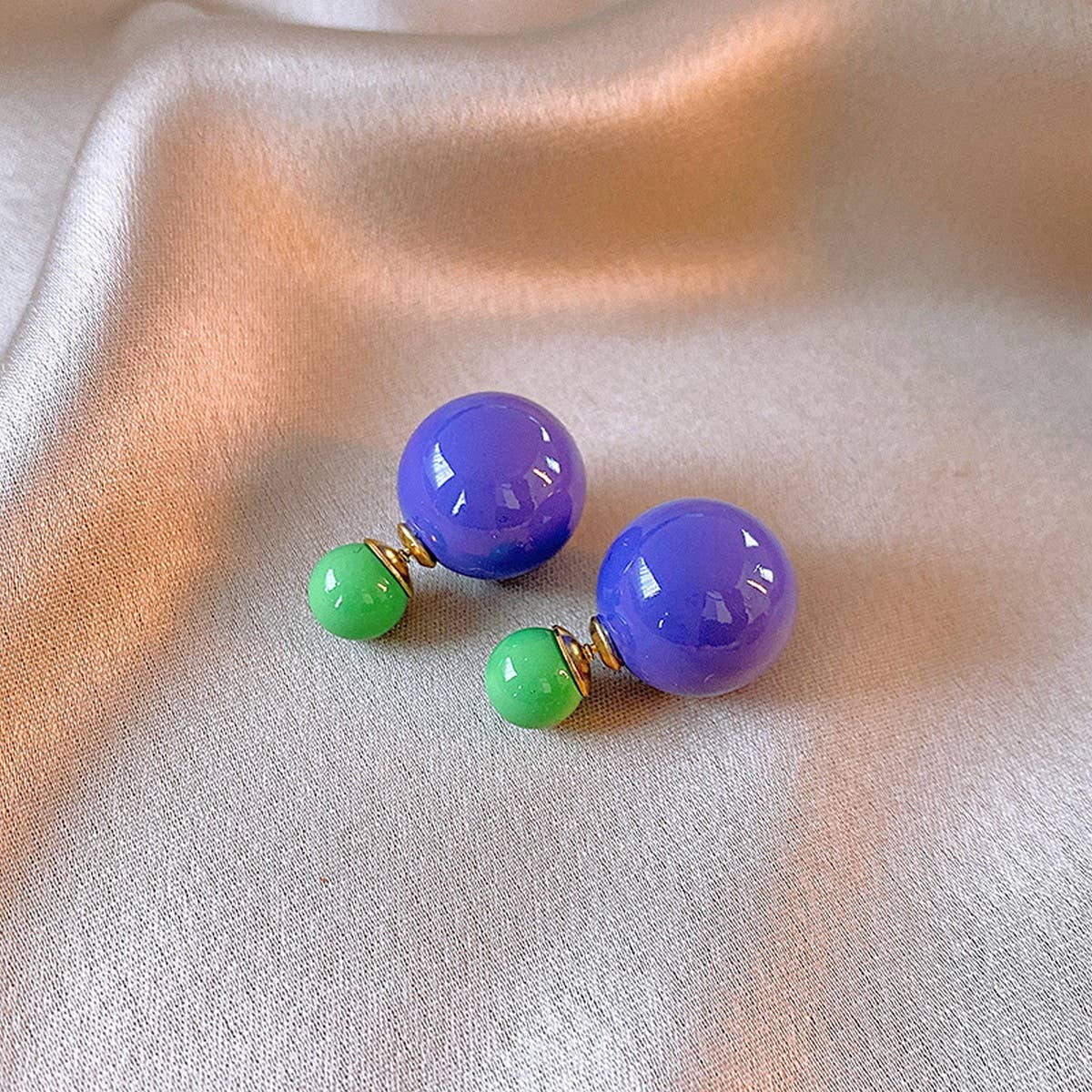 SWEET CANDY-COLORED BALL NICHE EARRINGS