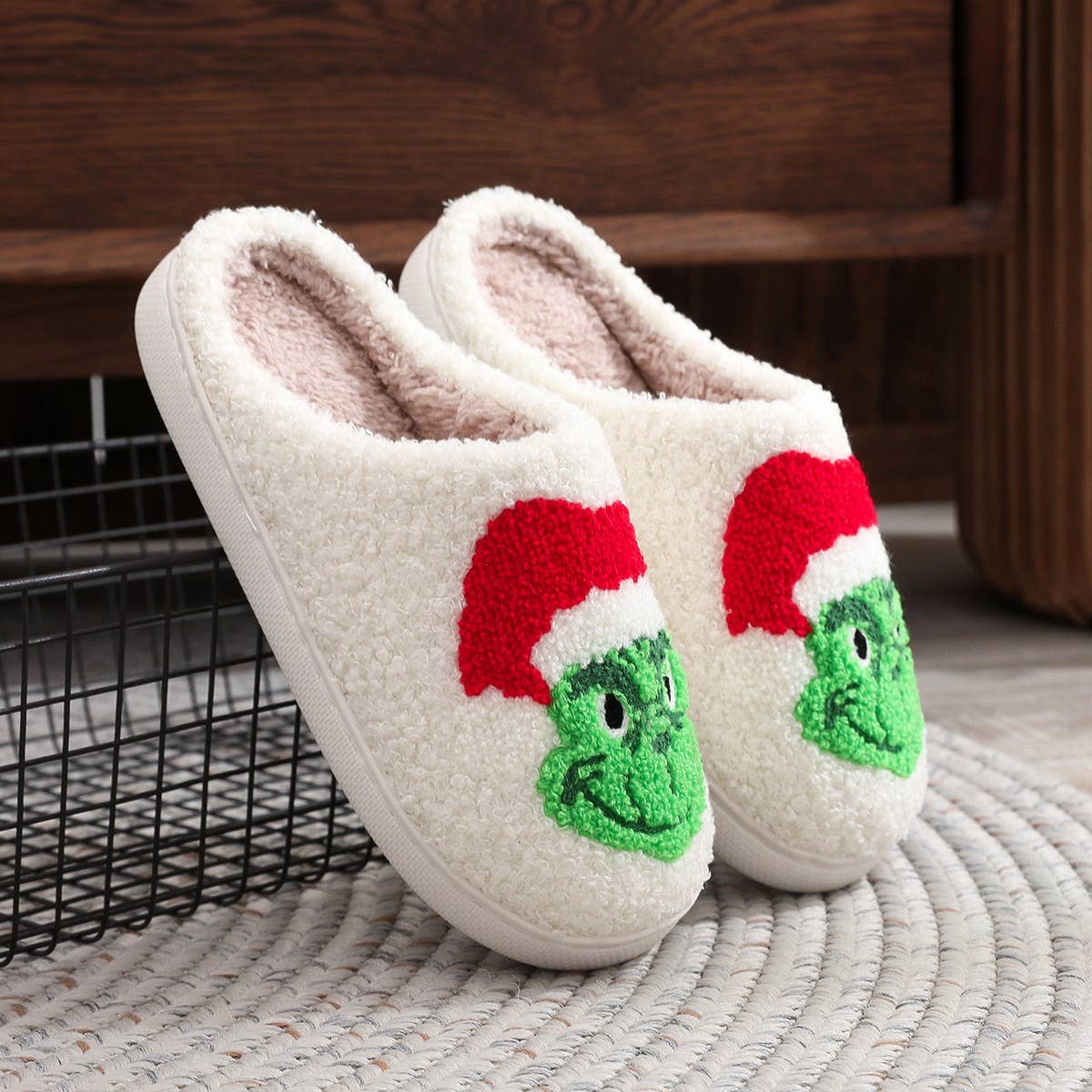 WINTER HOME GRINCH PATTERN COTTON SLIPPERS