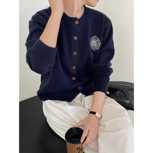 Embroidered crew-neck single-breasted cardigan
