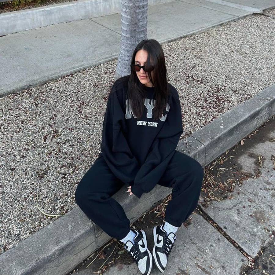 Basic round-neck printed sweatshirt