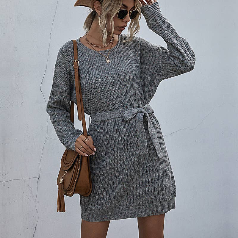 Solid-color laid-back lace-up knitted dress