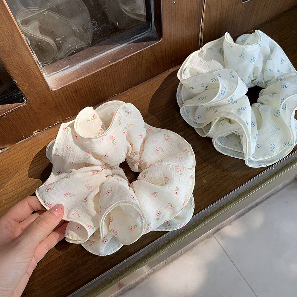 Pink Floral 4-Layer Scrunchie for Low Buns_CWAHA5517