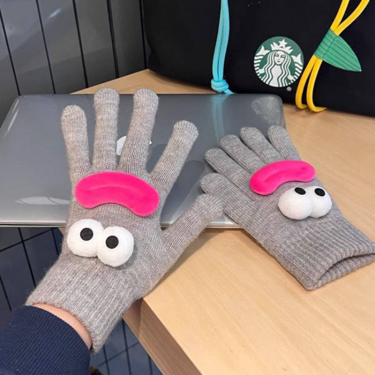 CARTOON KNITTED COLD-PROOF TOUCH-SCREEN GLOVES_CWAG0179