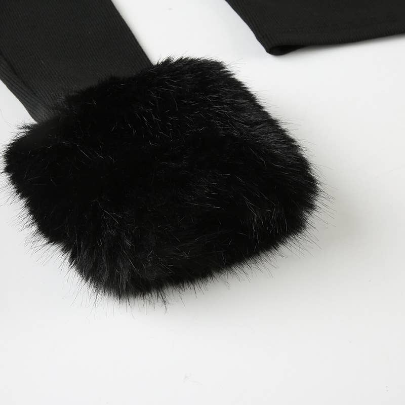 SOLID COLOR SLIM-FIT SQUARE NECK CROP KNIT TOP