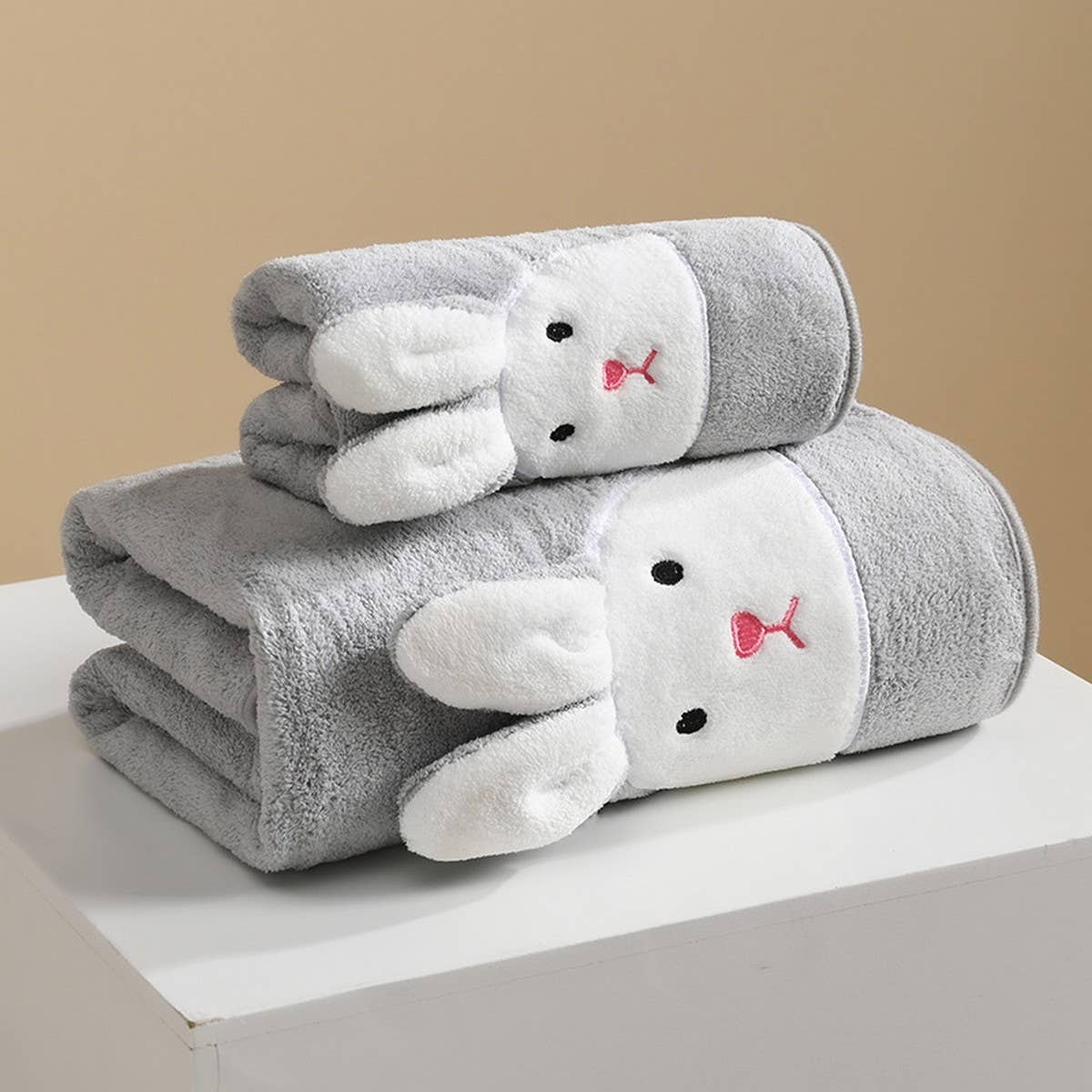 EMBROIDERED RABBIT CORAL FLEECE TOWEL