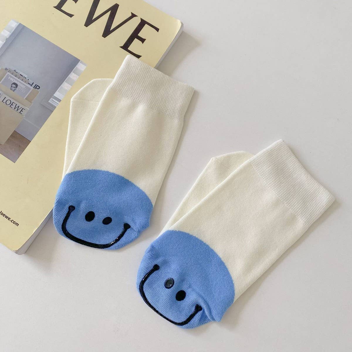 NEW HOT STAMPING SMILEY FACE SOCKS