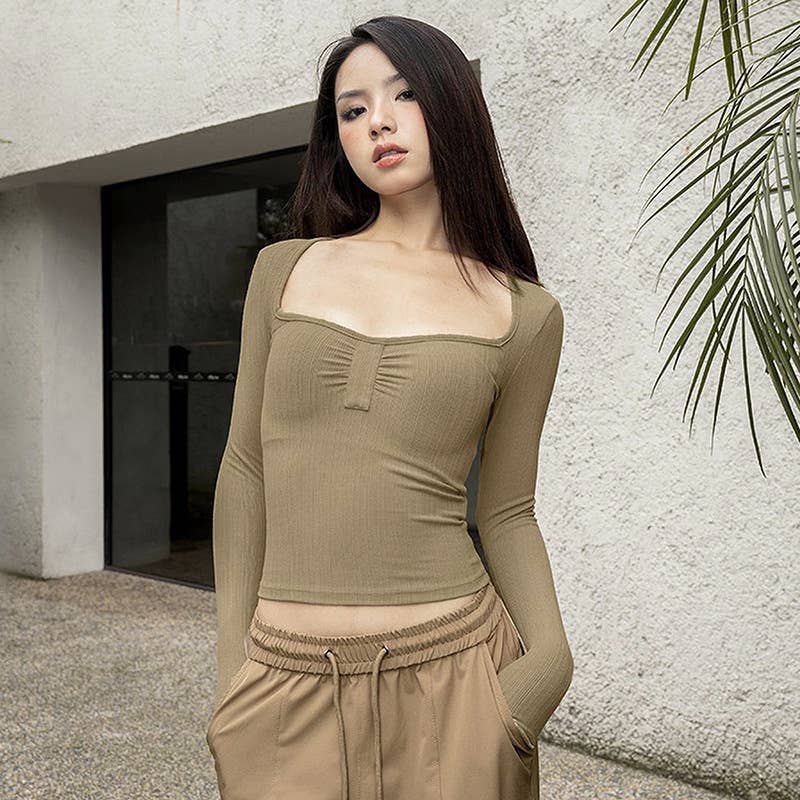 SOLID COLOR SQUARE NECK PLEATED CROP CASUAL TOP