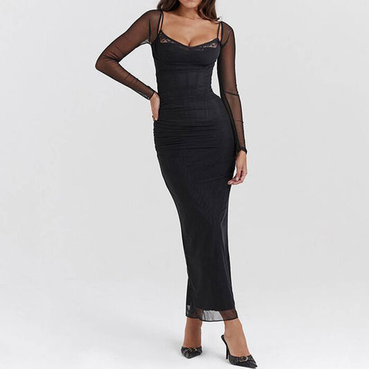 Long, low-cut dress a V-neck made of mesh fabric