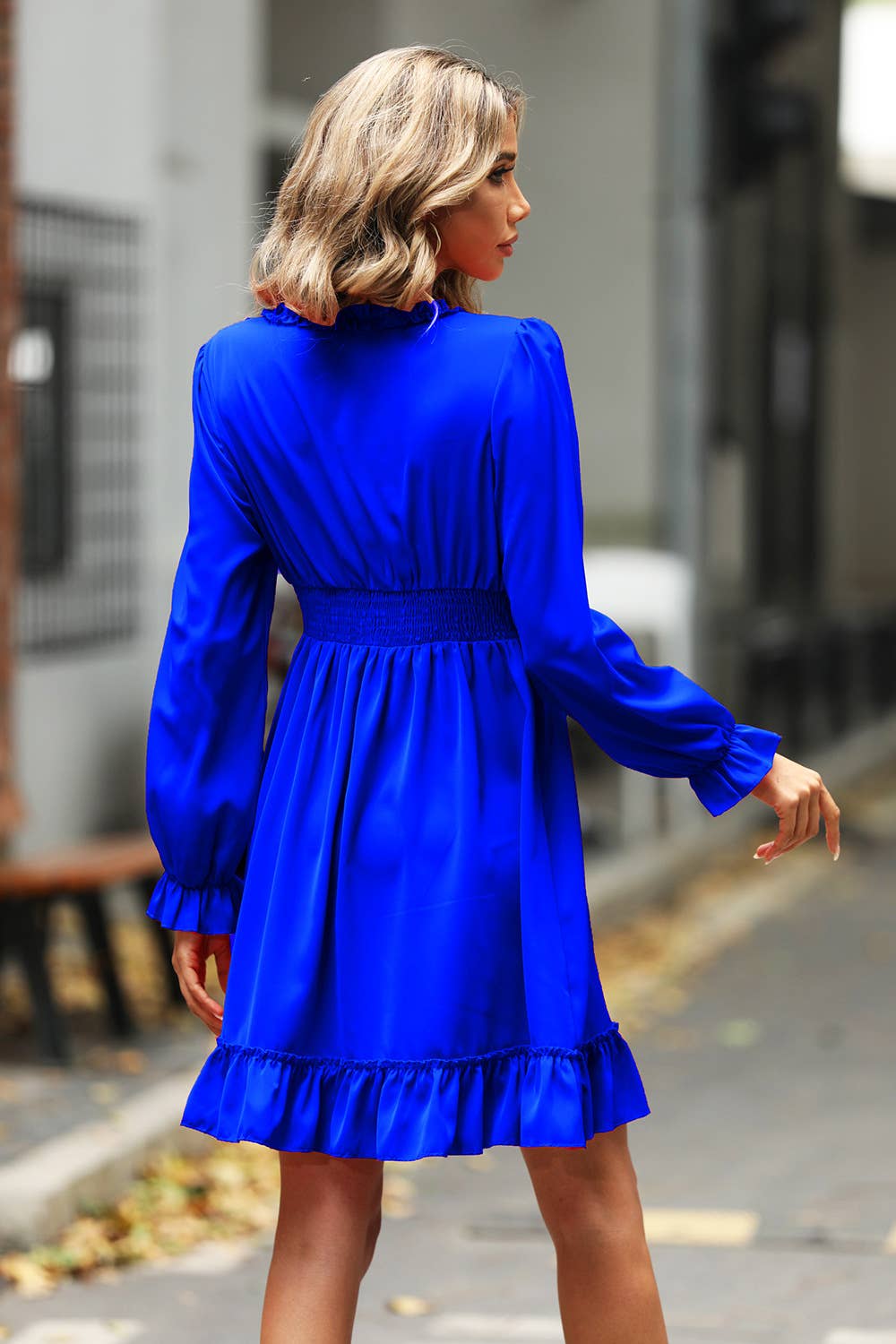 RUFFLED V-NECK HIGH-WAISTED LONG-SLEEVED DRESS