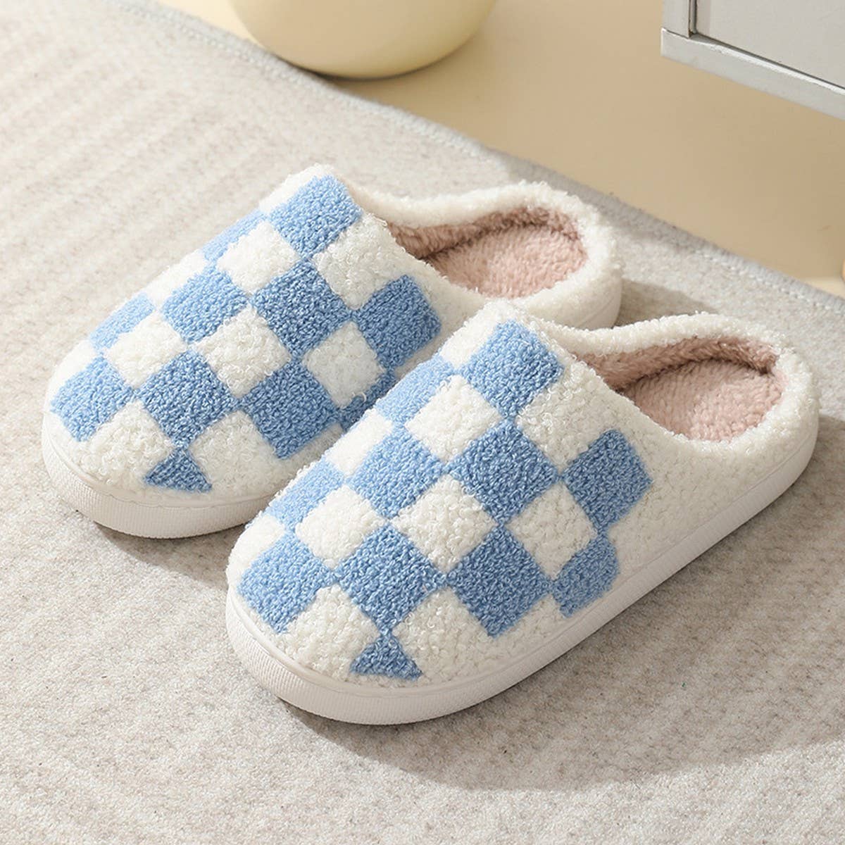 SIMPLE CHECKERED WARM COTTON SLIPPERS_CWSHS0250
