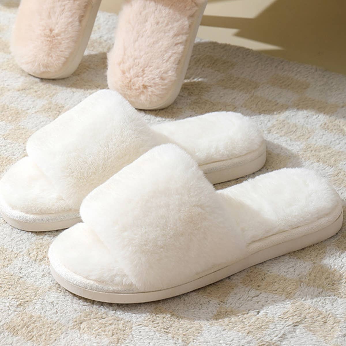 Faux rabbit fur slippers For Women