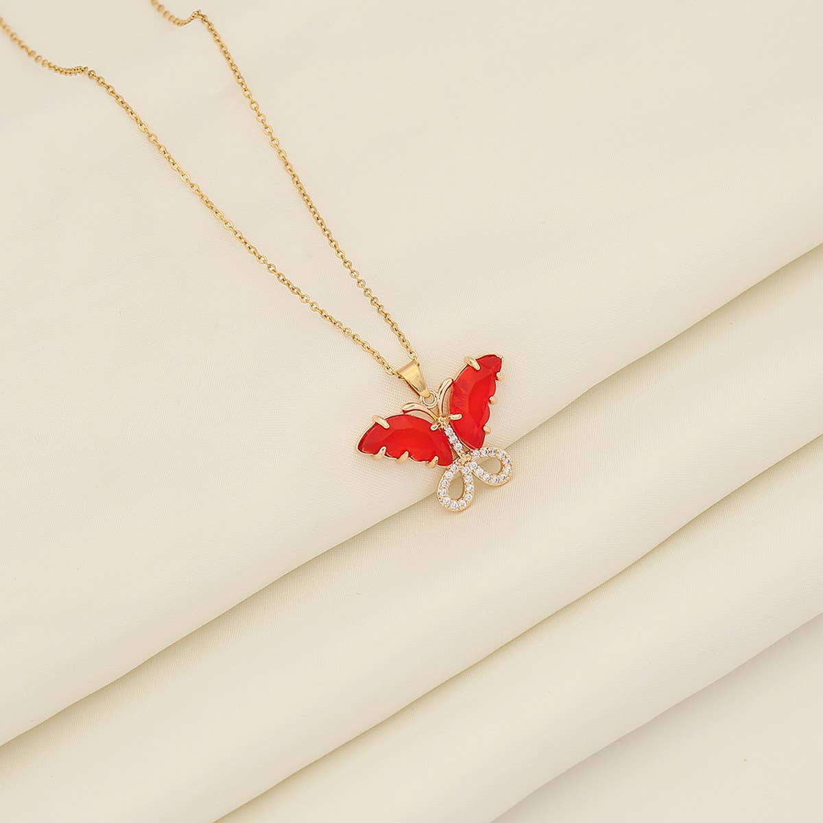 STYLISH VINTAGE ZIRCON BUTTERFLY NECKLACE_CWAHA0881
