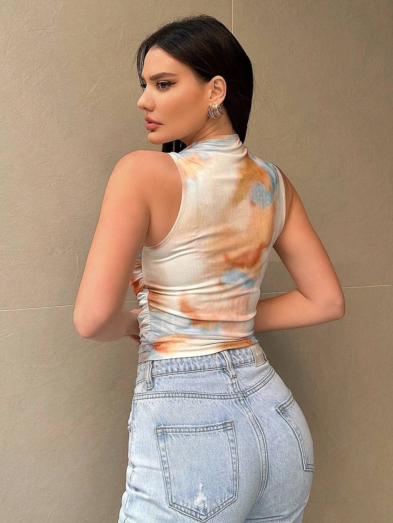 Gradient Print Short Sleeveless Slim-Fit Vest