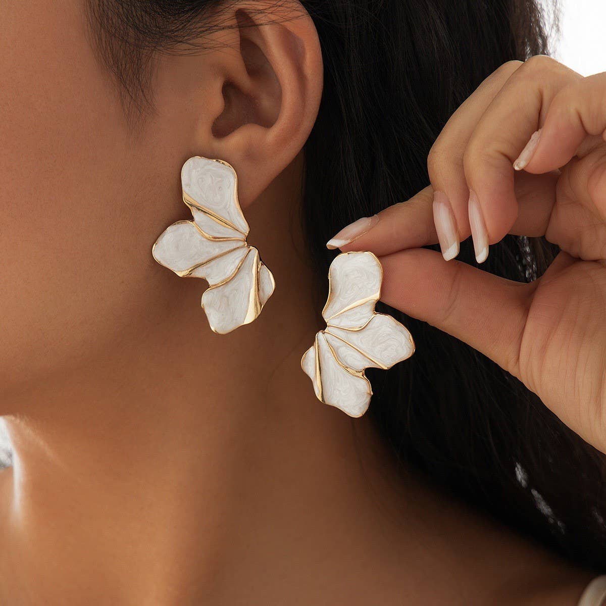 SWEET GRADIENT OIL DROP FLOWER ALLOY EARRINGS
