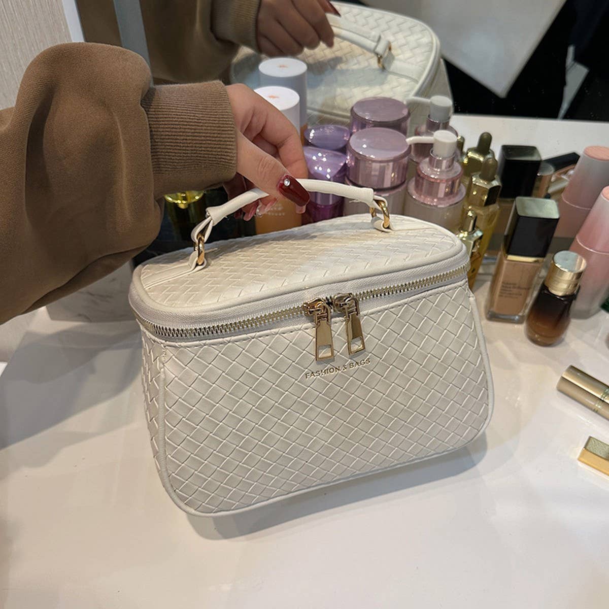 WOVEN PATTERN LARGE CAPACITY COSMETIC BAG_CWAB4419