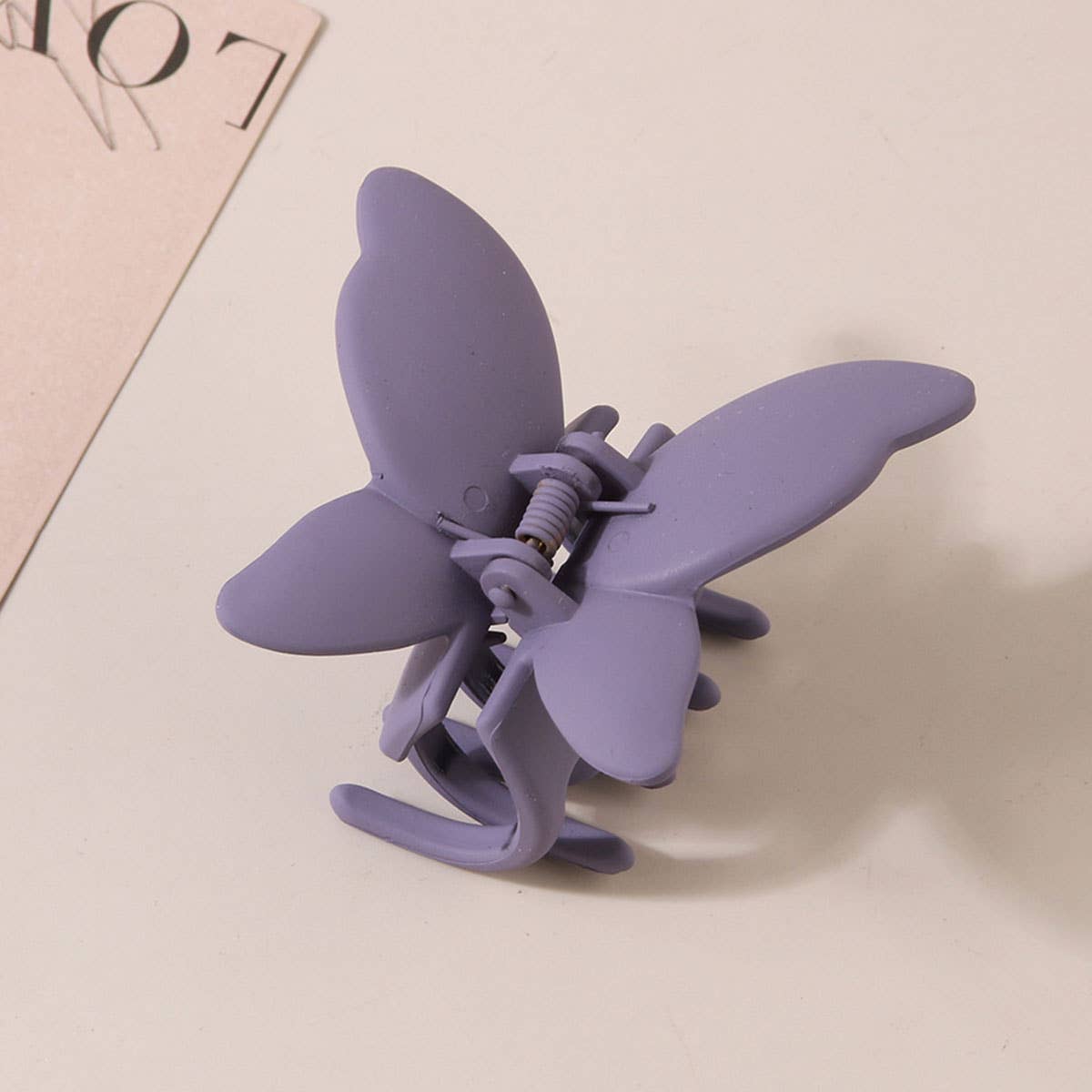 Matte Butterfly Hair Claw Clip ? Strong & Stylish_CWAHA0087