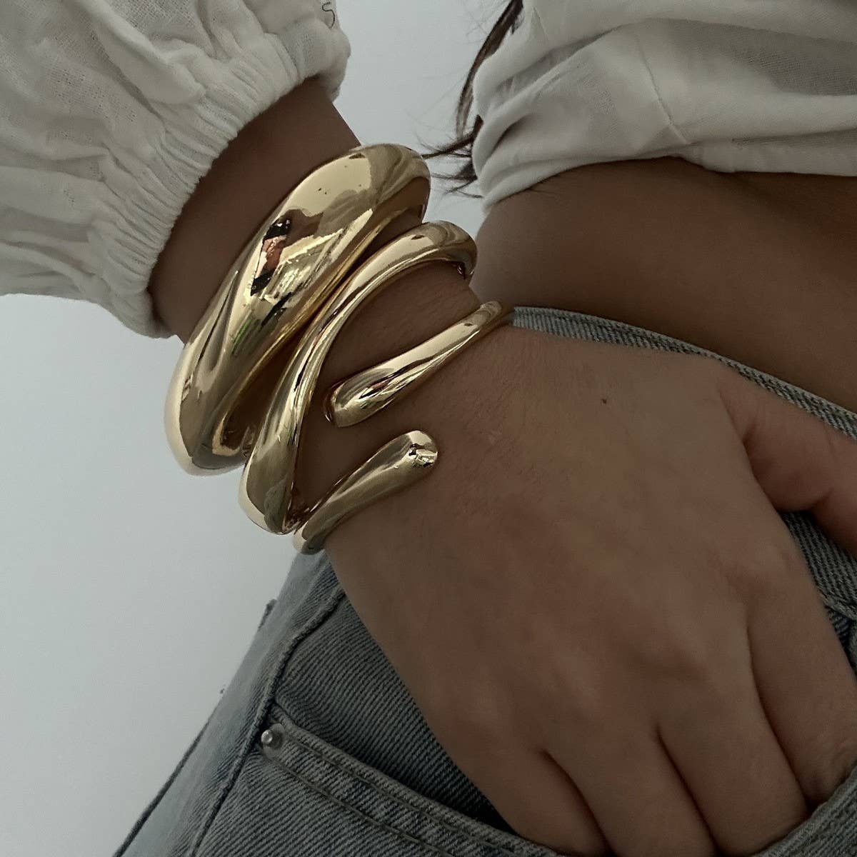 NEW DESIGN FASHION TREND METAL SMOOTH BRACELET