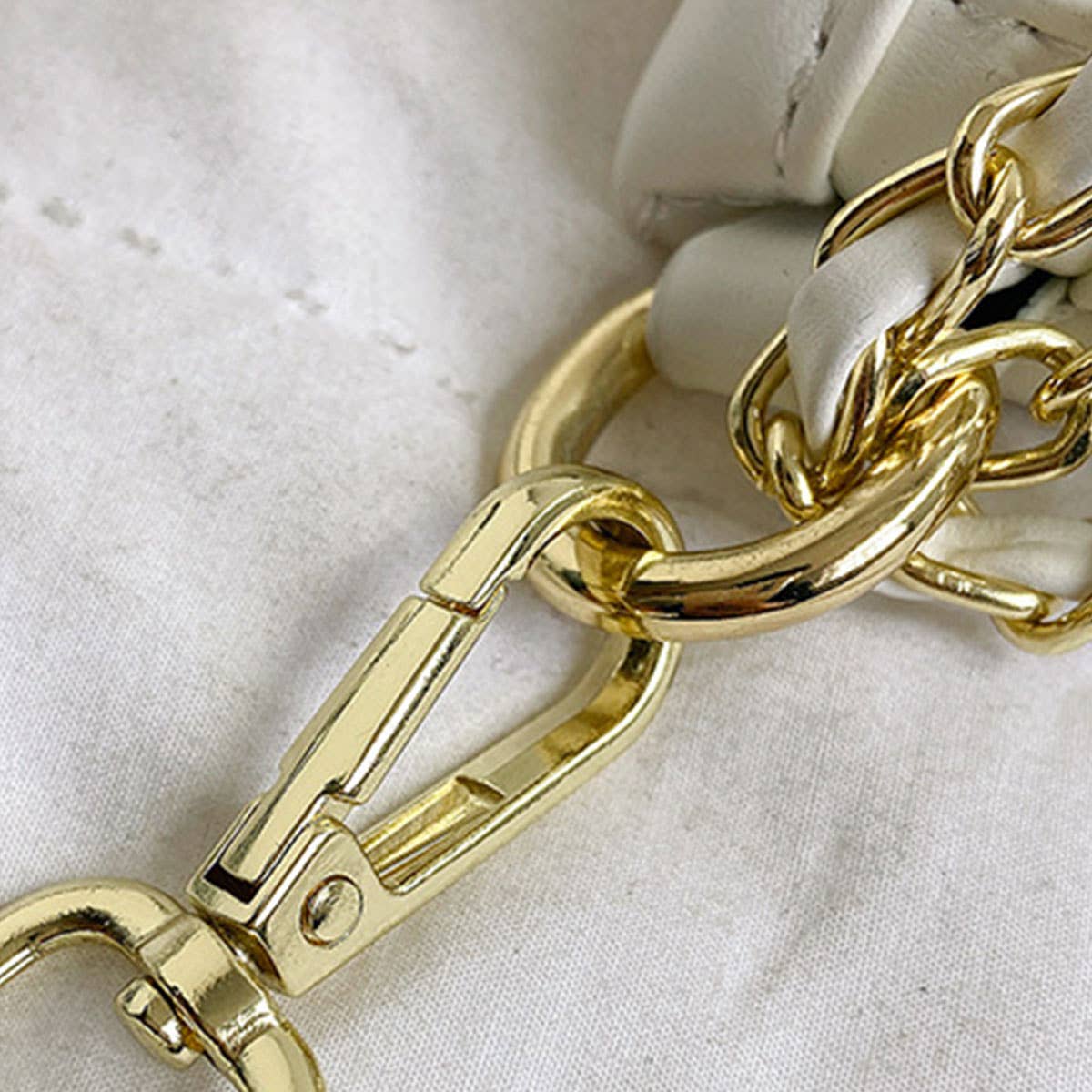 PU TRIPLE CHAIN STRAP BELT BAG,CROSSBODY BAG_CWAB0944