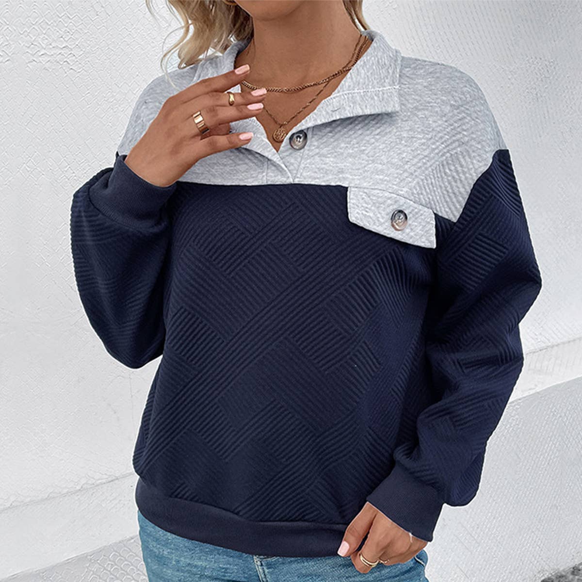 LONG SLEEVE COLOR CONTRAST LONG SLEEVE HOODIE