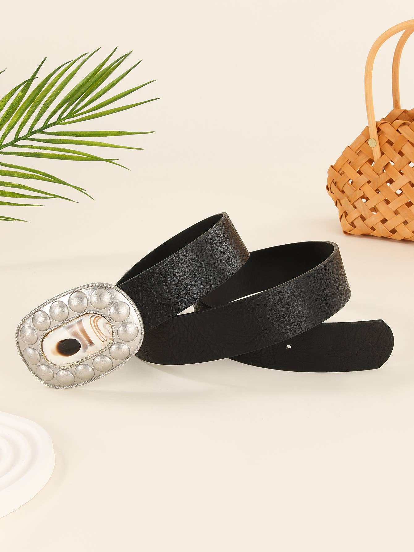 Light luxury versatile and fashionable belt