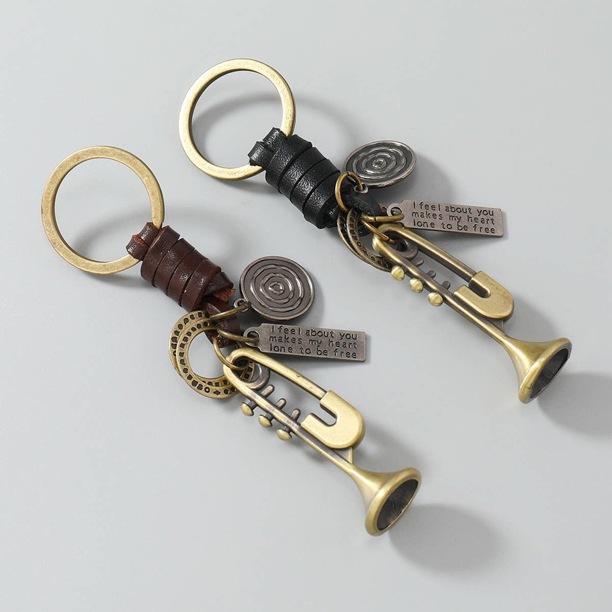 CREATIVE MUSICAL INSTRUMENT PENDANT KEYCHAIN