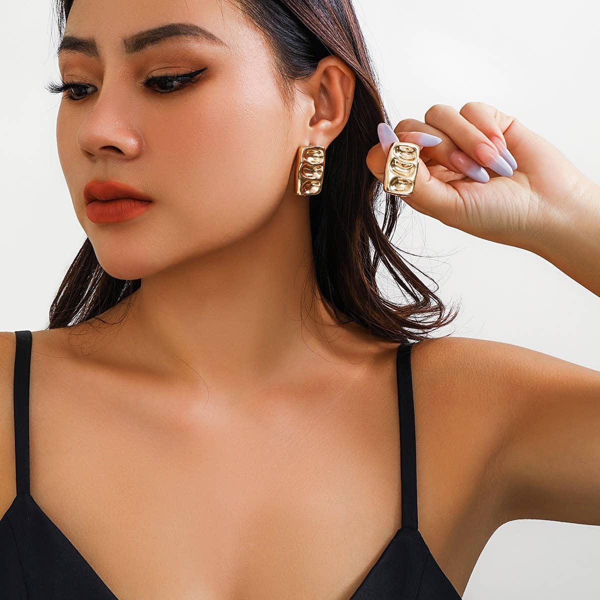 FASHIONABLE PUNK METAL STYLE GOLD EARRINGS