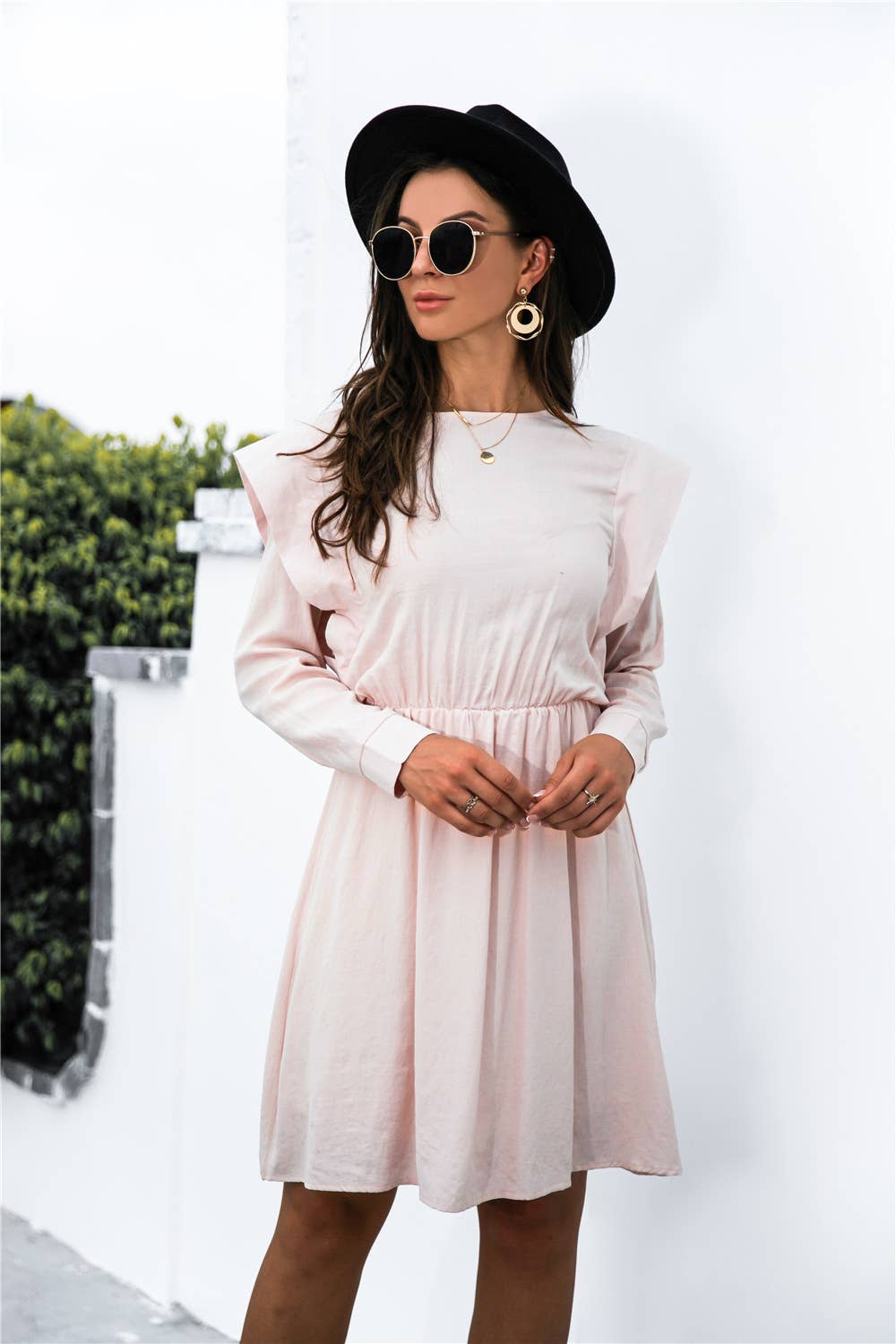 SHOULDER PADS, LONG SLEEVES, WAIST, SHORT DRESS