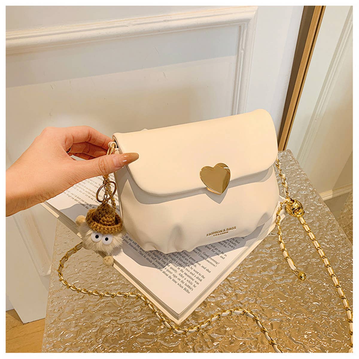 WOMEN CHAIN SMALL GOLD BALL SHOULDER BAG_CWAB1561
