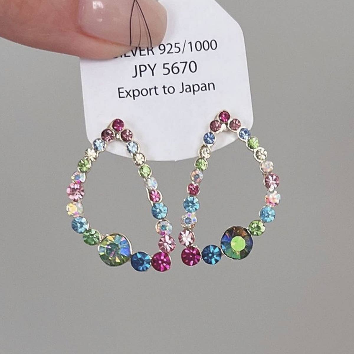 SWEET AND ELEGANT COLORED EARRINGS